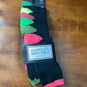NWT Badgley Mischka ladies crew socks